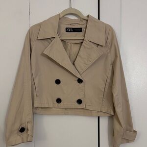 Zara Women's Beige Cropped Trench Coat Size xs